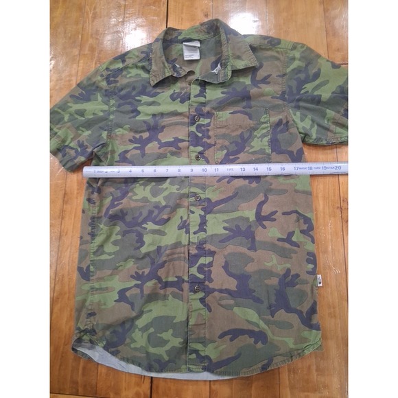 The North Face Mens Camo Button Down Shirt TNF Small - Picture 5 of 5
